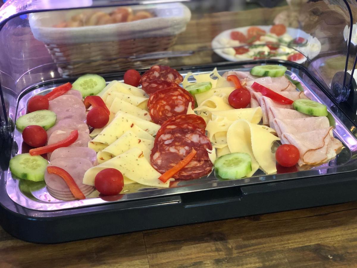 Ceske Zleby 狭谷农场宾馆酒店 外观 照片